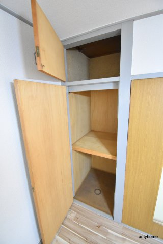 江坂ビル　仲介手数料無料の収納