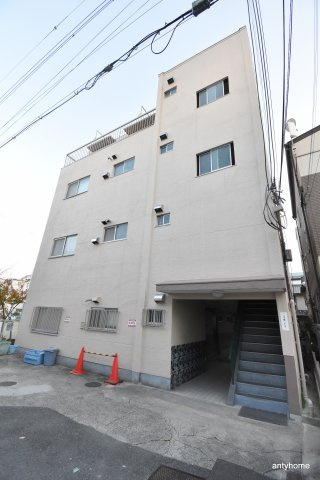 江坂ビル　仲介手数料無料の外観