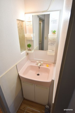 江坂ビル　仲介手数料無料の洗面所