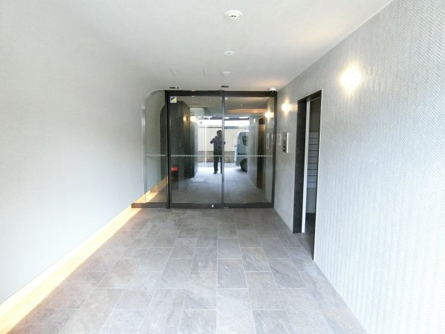 【エントランス】 | グランヴォワール昭和町