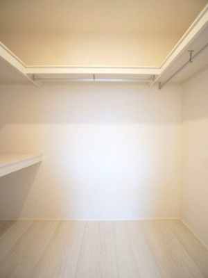【収納】 | セレッソ | ウォークインクロゼット付きでお部屋はスッキリ♪
