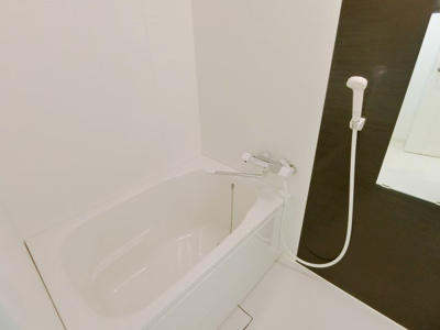 【浴室】 | グランメール片山町 | お風呂です