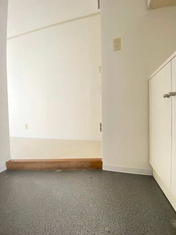 アッシュコート明石の玄関