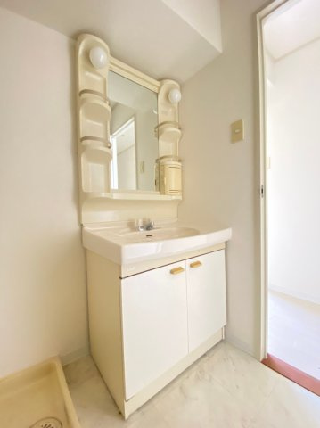 アッシュコート明石の洗面所