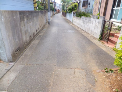 【前面道路含む現地写真】 | 美好町３丁目土地