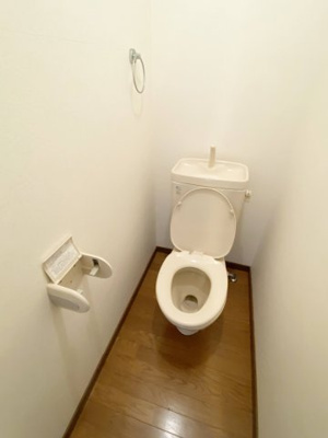 【トイレ】 | サンシャイン白馬A | ※同物件、別のお部屋の写真です。設備は現況に従います。