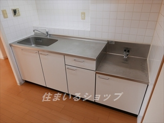 グレースヒルズK-8のキッチン