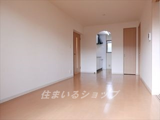 グレースヒルズK-8の居間・リビング
