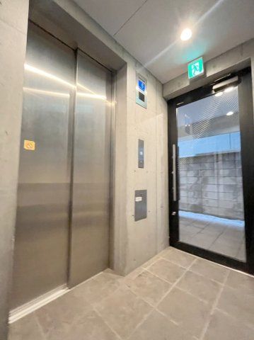 「防音マンション」ラシクラス目白通りのロビー|建物の内部です