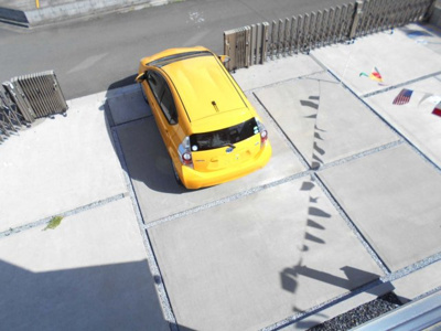 【駐車場】 | 中古戸建　加須市大越(おおごえ)　全2棟　4号棟　91坪 北角地 | 91坪・駐車場4台並列・南向き・４LDKとワイドバルコニー・大越小・加須北中・デザインリフォーム住宅・すぐ住めます