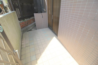 【エントランス】 | 上野東３丁目戸建