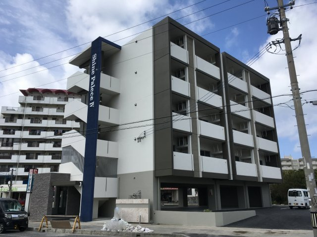 シャインパレスⅣの外観