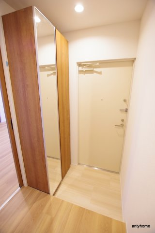ベルフール吹田 仲介手数料無料の玄関