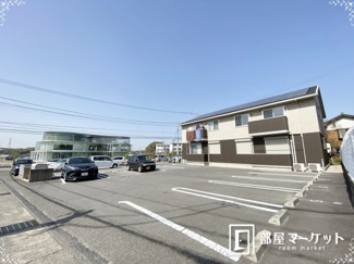 【駐車場】
