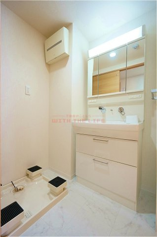 グランドシャトー花畑T・S【キャッシュバック対象物件】の洗面所|スペースが確保できる洗面所です