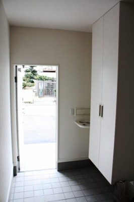 【玄関】 | 植木賃貸住宅 | きれいな玄関です