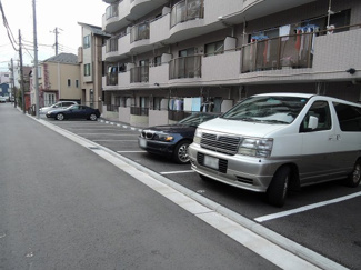 【駐車場】 | 平置駐車場です。
