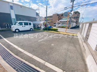【駐車場】 | 駐車場に車を止められます