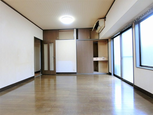 AquaCity昭島の居間・リビング