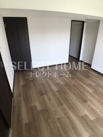 【寝室】 | マンション水野 | 落ち着いた色調の寝室です