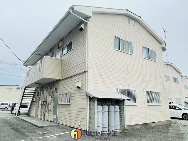 アベニュー平田の外観