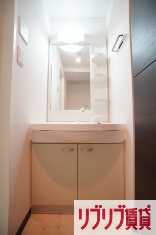 東ビルの洗面所