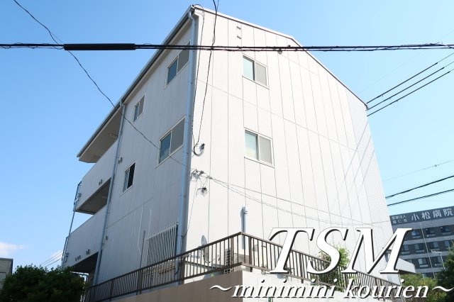 マンション１２番館の外観