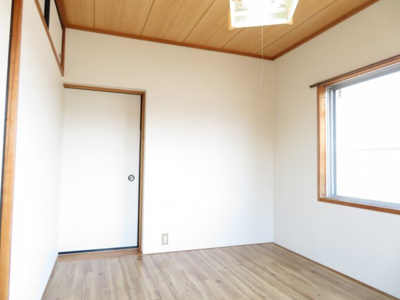 【洋室】 | RoseHips | 南東洋室