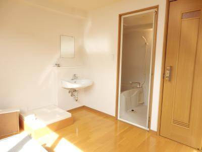 こまかも川の内装|室内