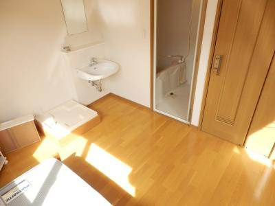 こまかも川の内装|室内