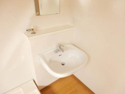 こまかも川の内装|洗面台