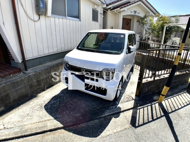 【駐車場】 | 井田町戸建 | 駐車場完備です