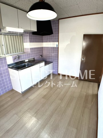【居間・リビング】 | 井田町戸建 | ゆったり過ごせるリビングです