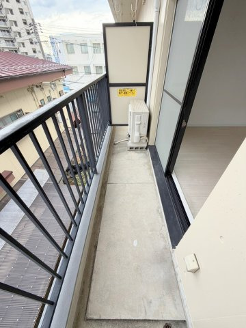 広島市西区庚午北２丁目の賃貸マンションのバルコニー