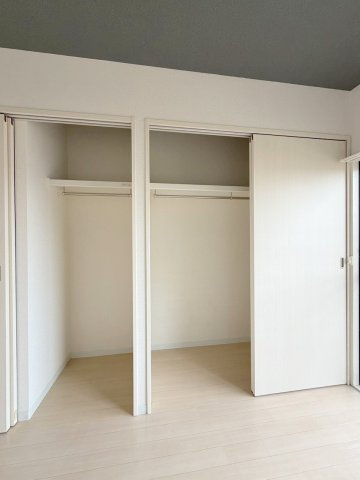 広島市西区庚午北２丁目の賃貸マンションの収納