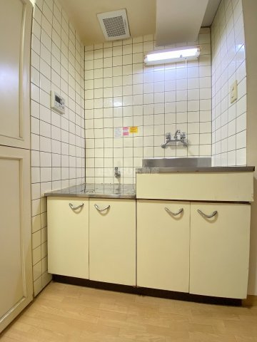 ブルーコート段原のキッチン