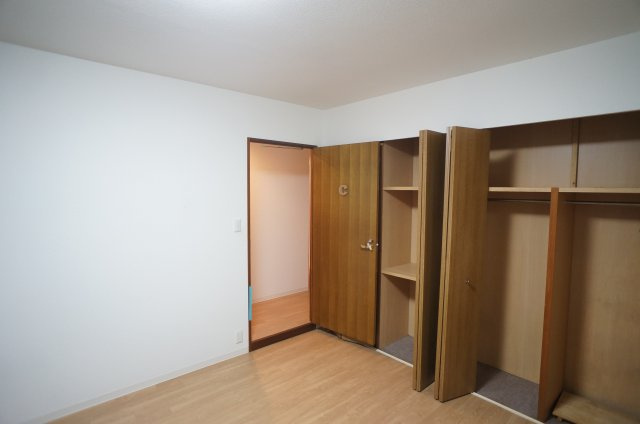 【洋室】 | 三田カルチャータウンリフォレＤ棟301号室　関学男子専用シェアハウス | 個室（Ｃ号室）