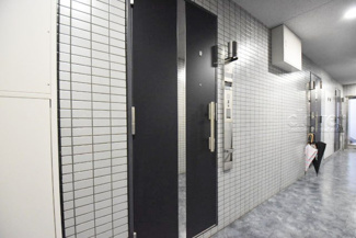 【その他共用部分】 | 共用部　廊下　玄関ドア