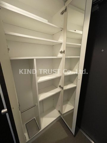 SK大阪天満宮プライマリーワンの玄関