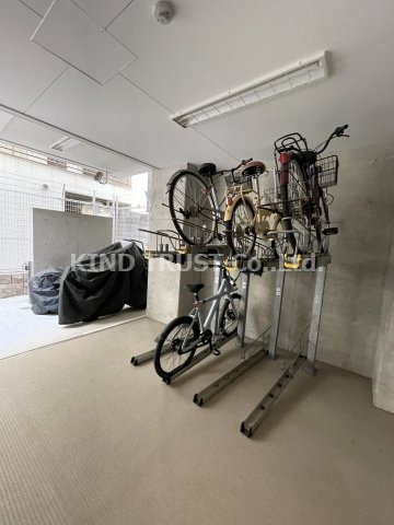 SK大阪天満宮プライマリーワンのその他共用部分|屋根付き駐輪場です