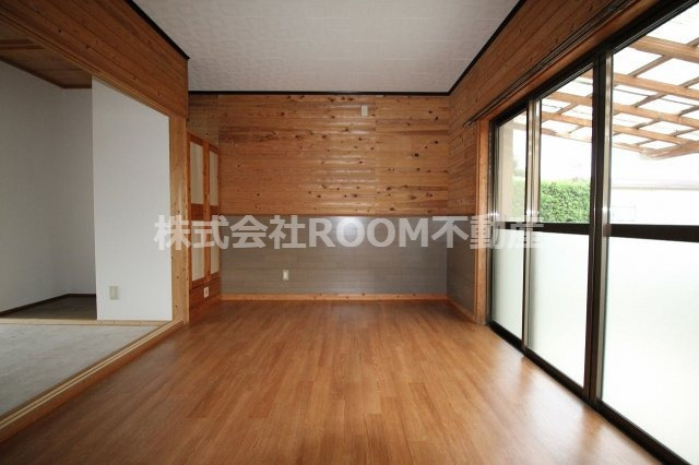 幸福団地の洋室|使い勝手のいい洋室です