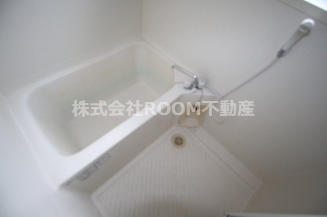 幸福団地の浴室|落ち着いた空間のお風呂です