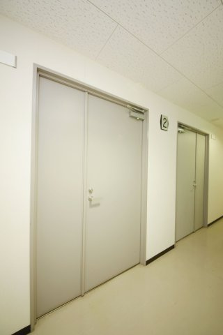 森ビルⅡ　２F　事務所の内装