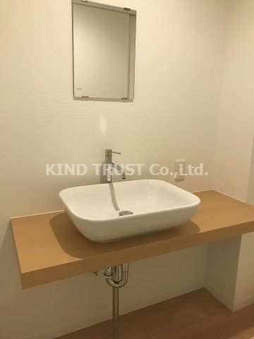 ローゼオ天神橋筋六丁目の洗面所|使いやすい洗面所です