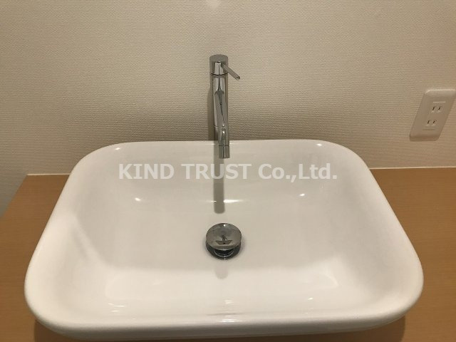 ローゼオ天神橋筋六丁目の洗面所|使いやすい洗面所です