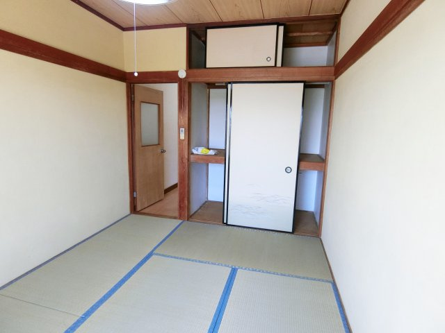 ワイズ大網の和室