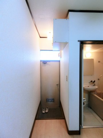 ワイズ大網の玄関