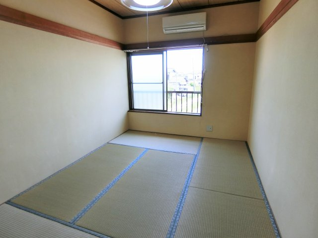 ワイズ大網の居間・リビング