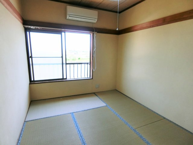 ワイズ大網の和室
