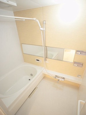 【浴室】 | グリーンスクエアＪ | 浴室換気乾燥機と追い焚き機能付が付いています♪